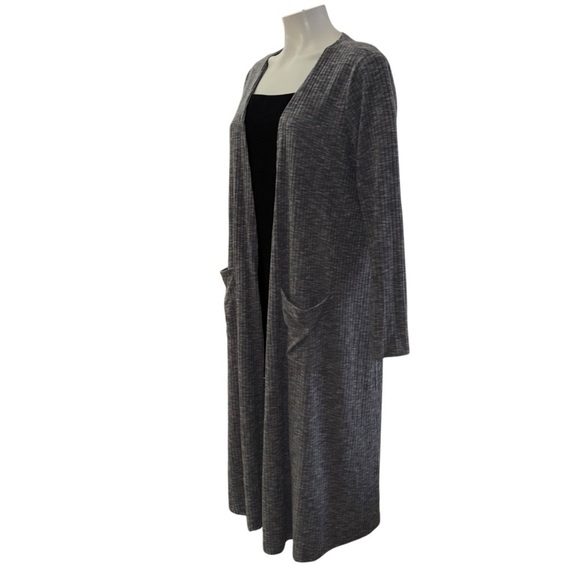LuLaRoe Women’s Medium Gray Long Stretch Cardigan With Pockets - Picture 3 of 7
